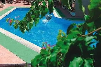 Hotel Starberry 3*